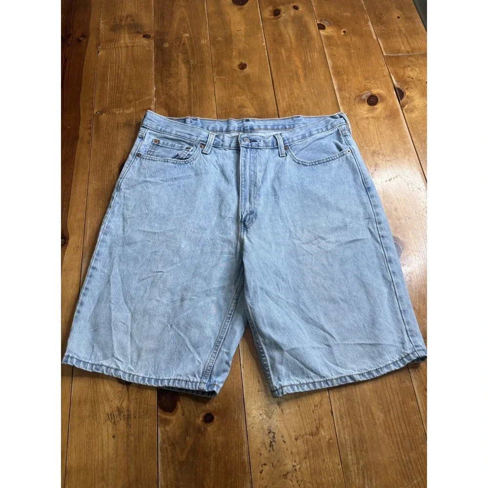 Levi's 469 Men's Relaxed Fit Light Wash Denim Jean Shorts Size W38